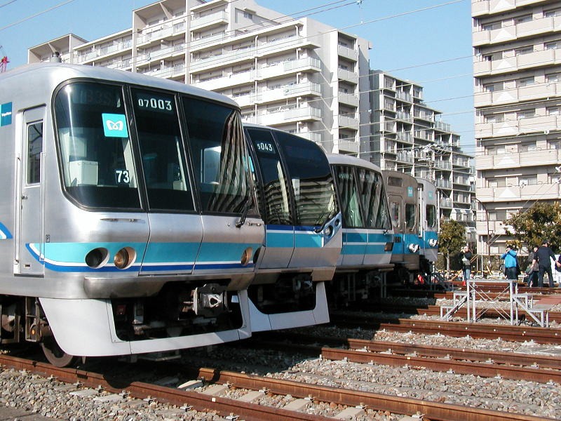 何か日本中同じデザインの列車になりそうだ
