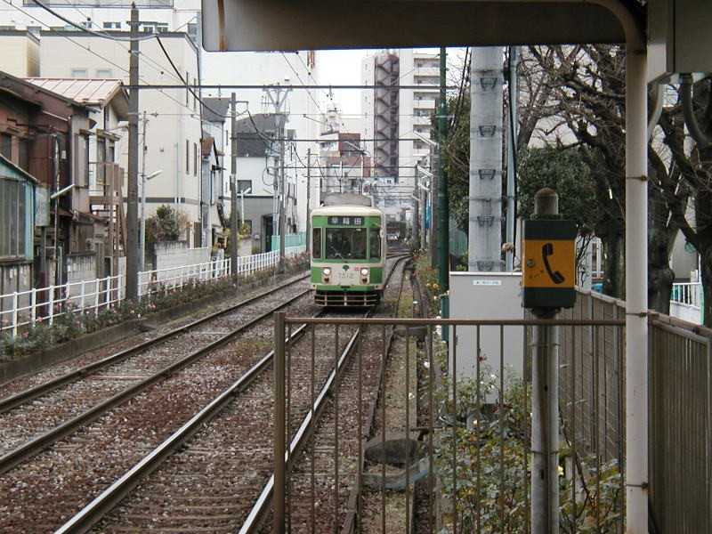 荒川区役所前にて




これに乗ってめぼしい降車ポイントをチェック